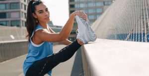 INFINIRI-sock-exercising